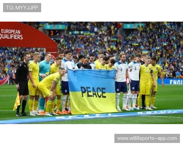 武汉羽毛球队在欧锦赛中的默契配合与战术分析