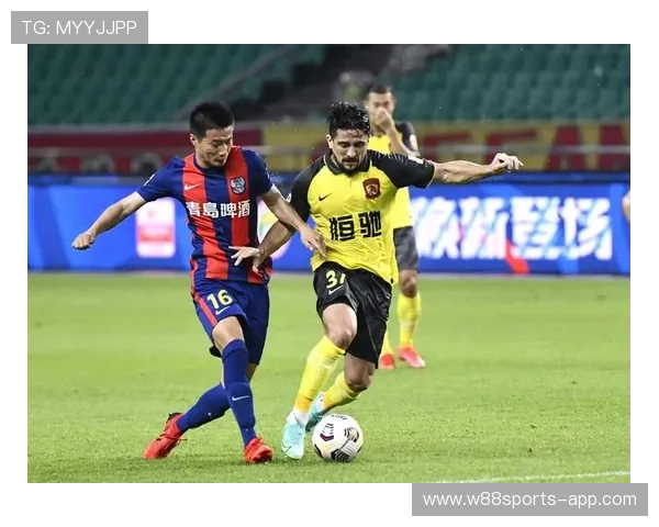 武汉足球队与南京足球队赛后复盘团队协作分析与战术总结