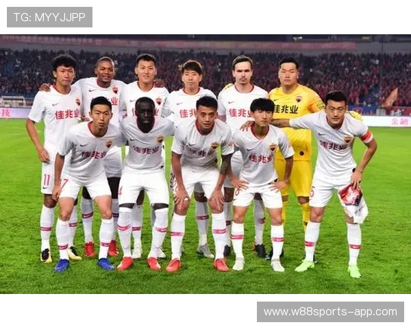 武汉足球队与深圳足球队实力对比赛后分析与总结